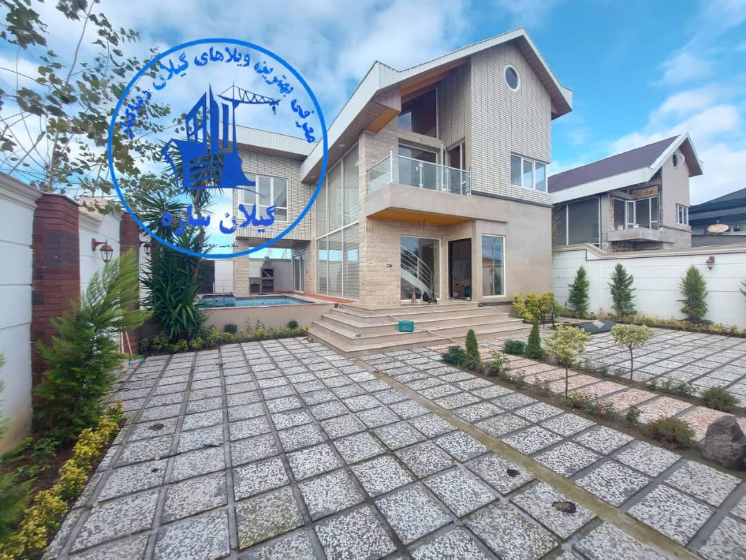 ویلا استخردار زیباکنار با سند سمت دریا 