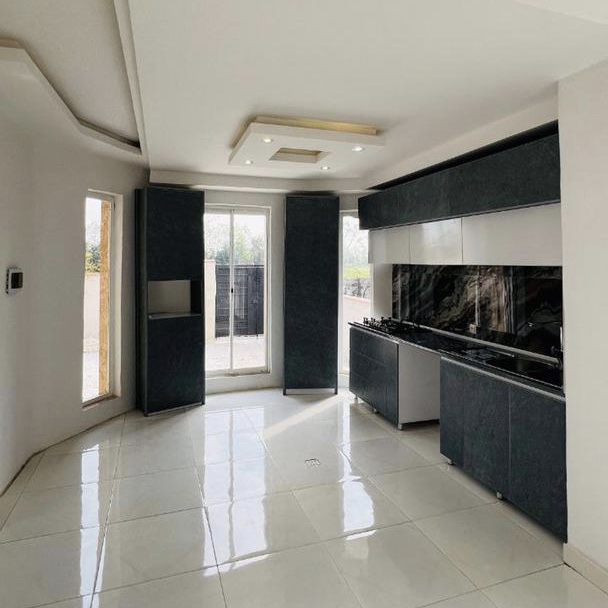 ویلانقلی زیباکنار