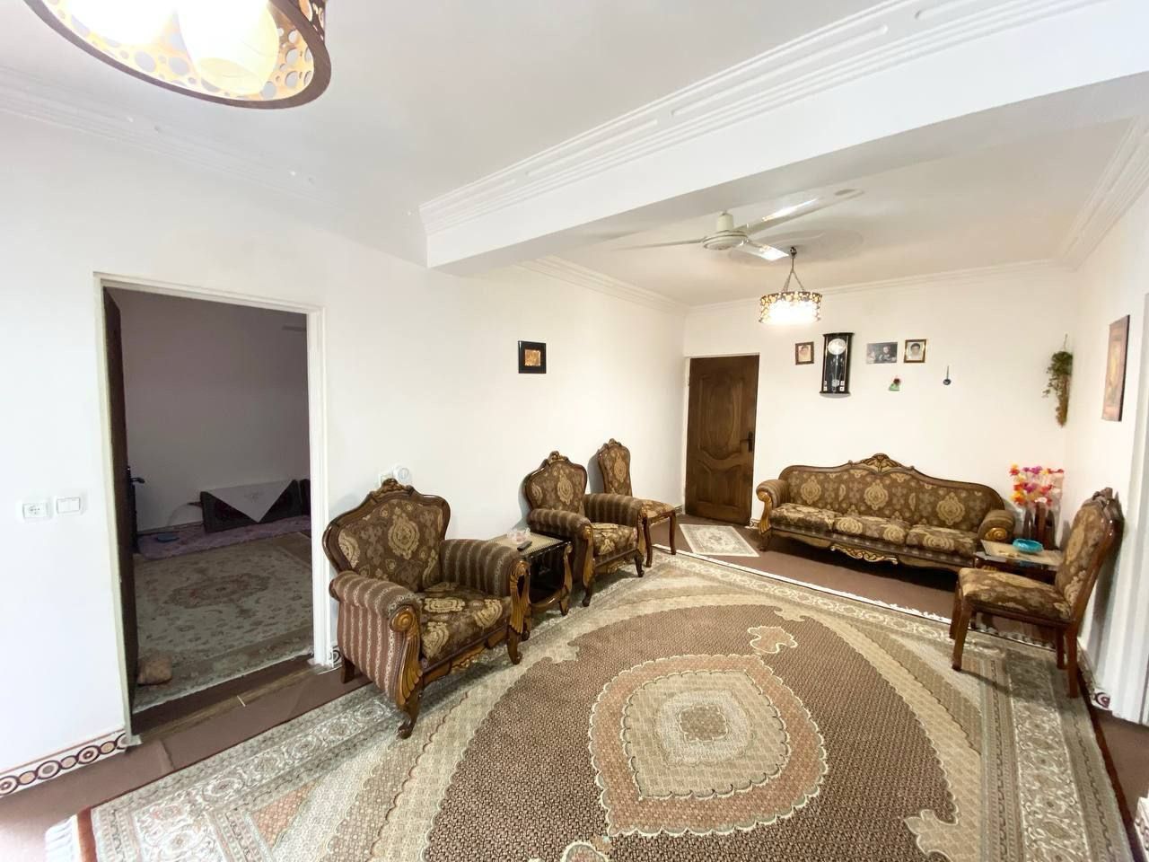 خونه کلنگی بزرگ لشت نشا