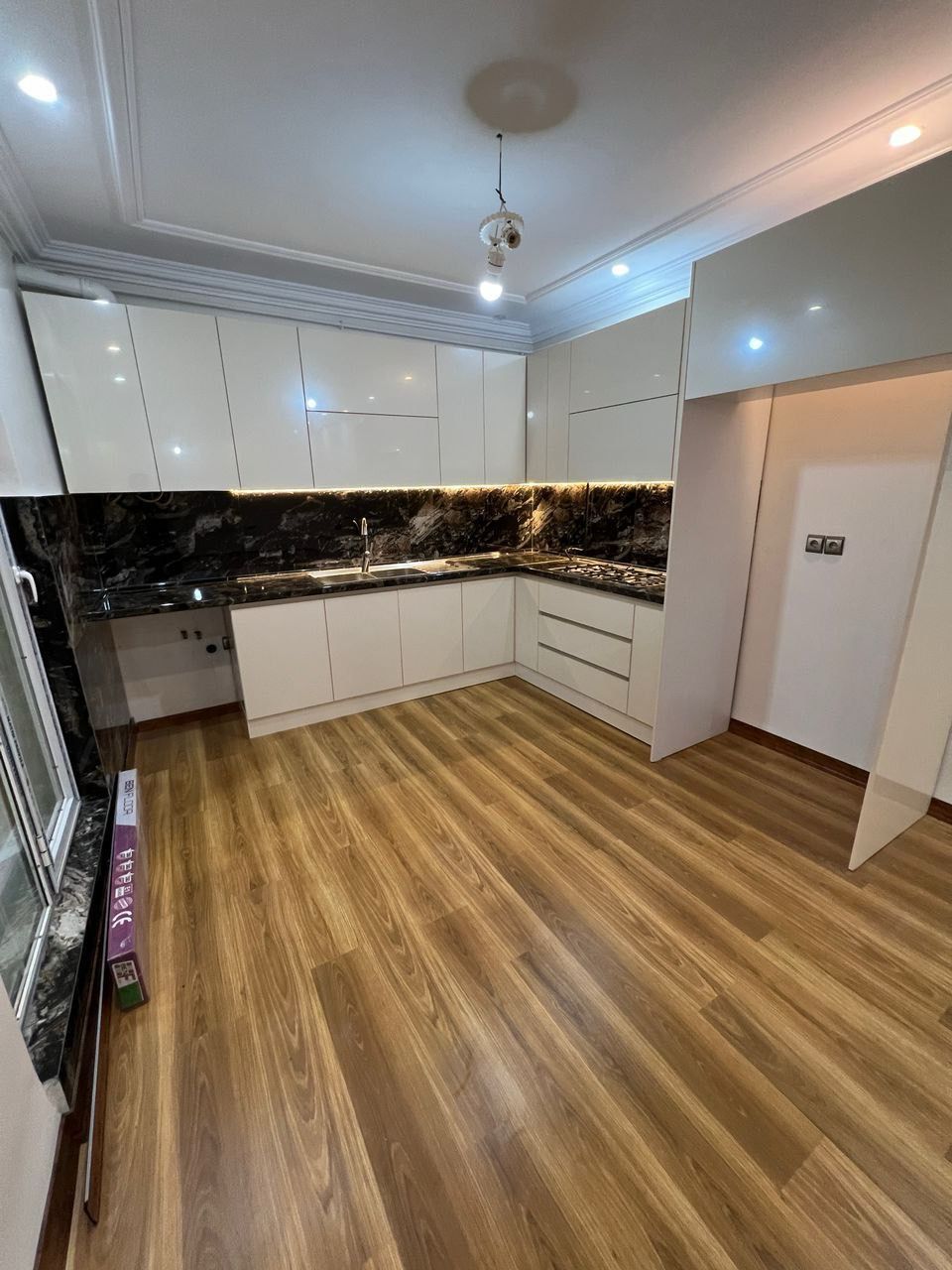 ویلانقلی ارزان خشکبیجار