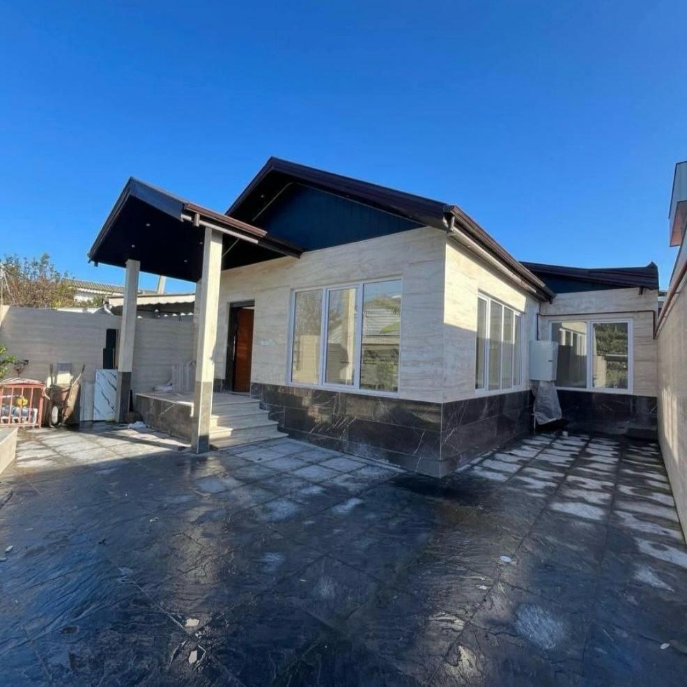 ویلازیباکنارسنددار