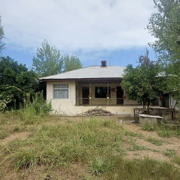 خونه کلنگی متراژ بالا زیباکنار