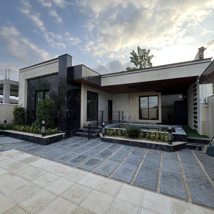 ویلامدرن استخردار