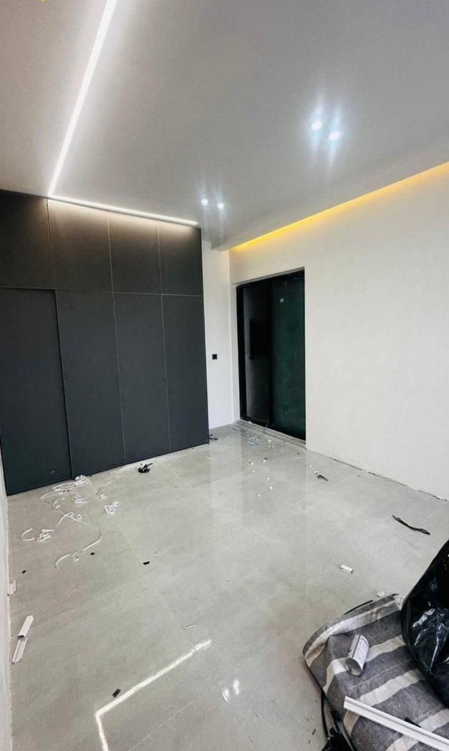 ویلامدرن استخردار