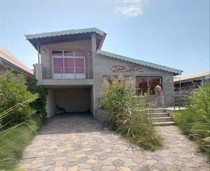 شرکت ساختمانی گیلان سازه - نیم پیلوت ساحلی کوچه منتهی به دریا  قیمت عالی