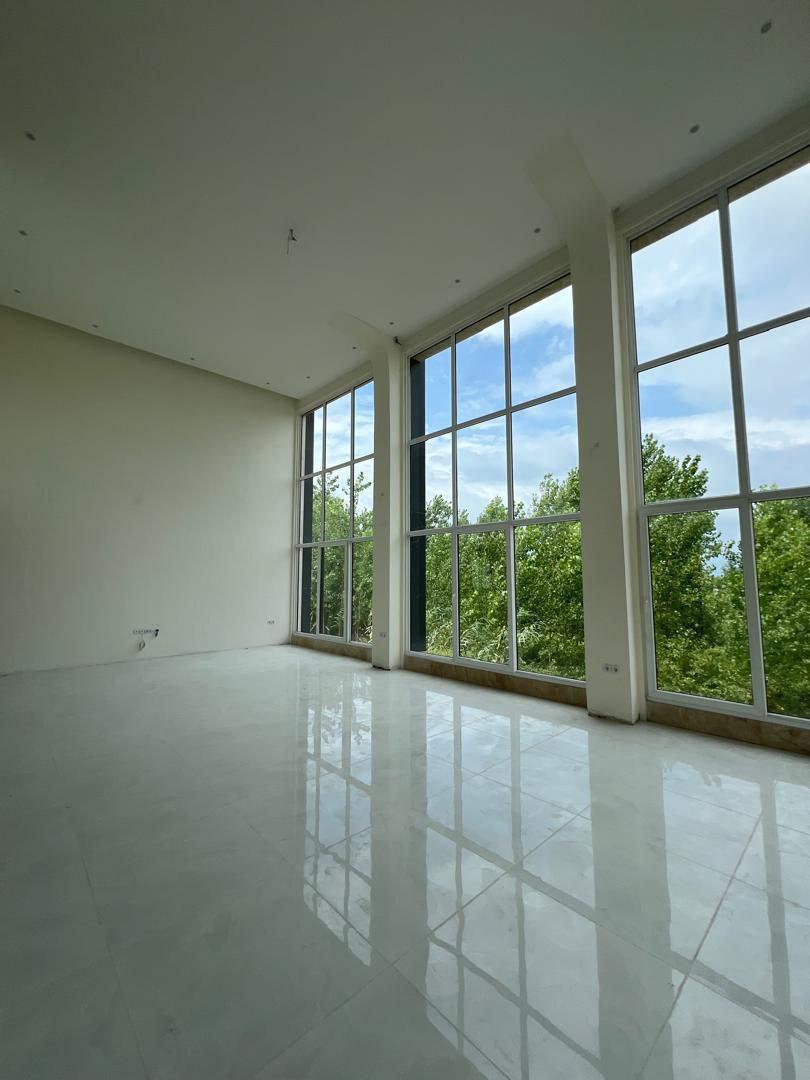 ویلالاکچری فول آپشن منطقه آزاد