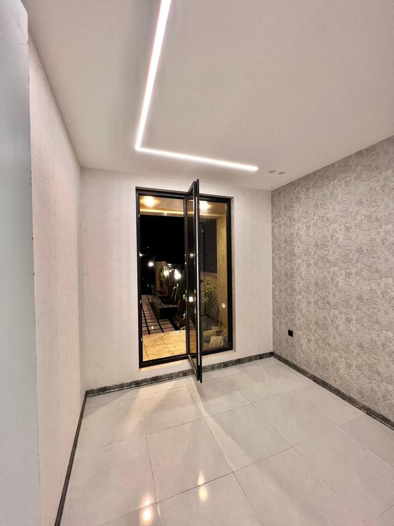 ویلامدرن زیباکنار