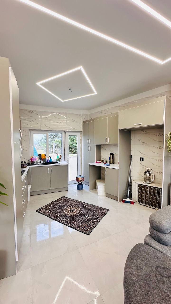 ویلالوکس خشکبیجار