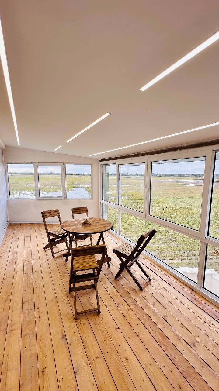 ویلالوکس خشکبیجار