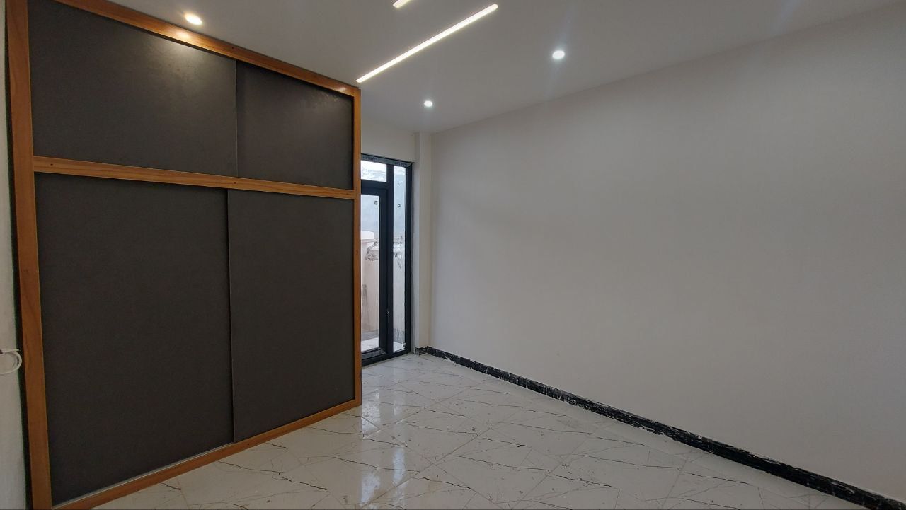 ویلامدرن زیباکنار